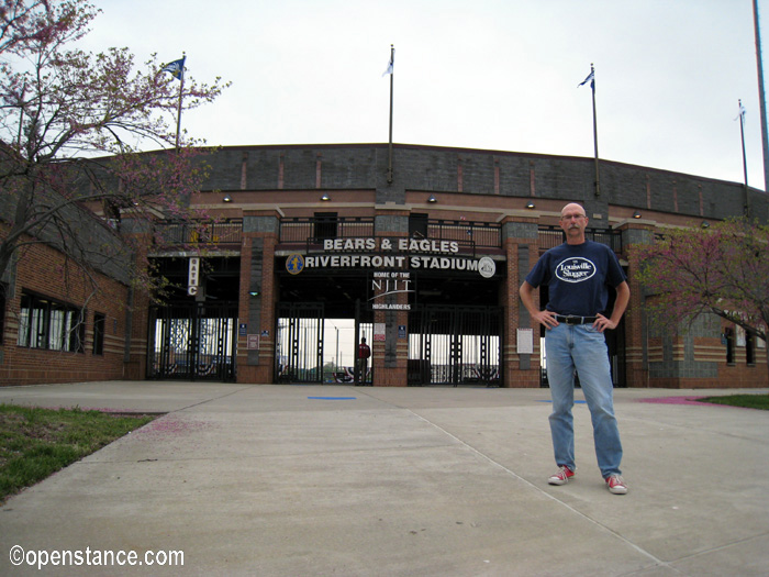 Bears & Eagles Riverfront Stadium - Newark, NJ