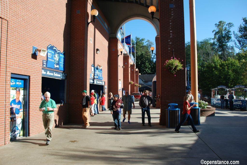 The outer concourse.