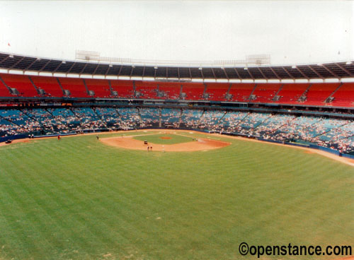 Atlanta Fulton County Stadium><br>

<center>
 <p><font face=